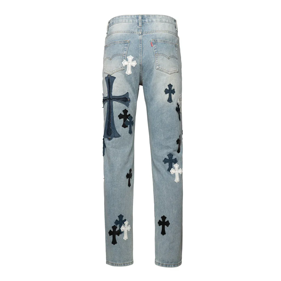 P290 Evergreen model, top version] Chrome Hearts blue jeans, multi-leather label work jeans, ch jeans, all need to be washed before being dismantled and then hand-stitched with sheepskin cross leather and then spliced ​​together. The whole piece has too many craftsmanship to describe. The cabinet price is 12W+ level, patchwork cross flower embellishment, high-waisted washed jeans! ! Absolutely high-end luxury products, 6W+ level god-level items, super popular products, made with top heavy industry, a magic weapon that cannot be missed. About Kroxin This is an extremely luxurious fashion brand, which can also be called the aristocrats of the high street. It has always been an exclusive brand for some hipsters or rich second generation. Compared with ordinary high streets, it is more luxurious and noble. Compared with luxury brands, it has a more fashionable personality and has always been a brand that I have a special liking for. Style number: 1565# Color: blue Size: 28 30 32 34 36